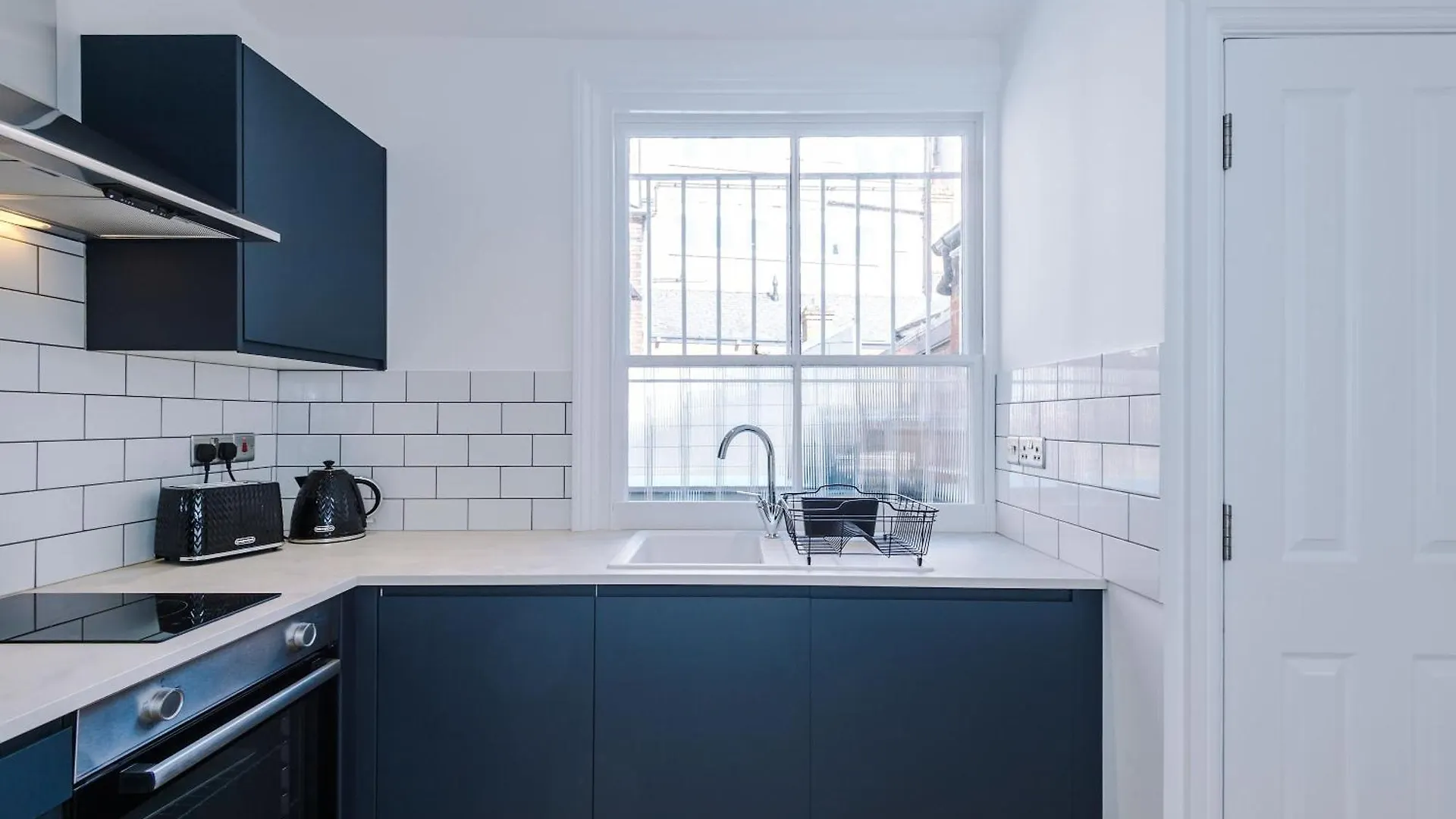 קינגסטון אפון הול Westminster House Studio - By Assured Stays בריטניה